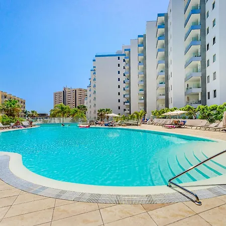 Poolside Escape - Airco & Heated Pool * 아데제
